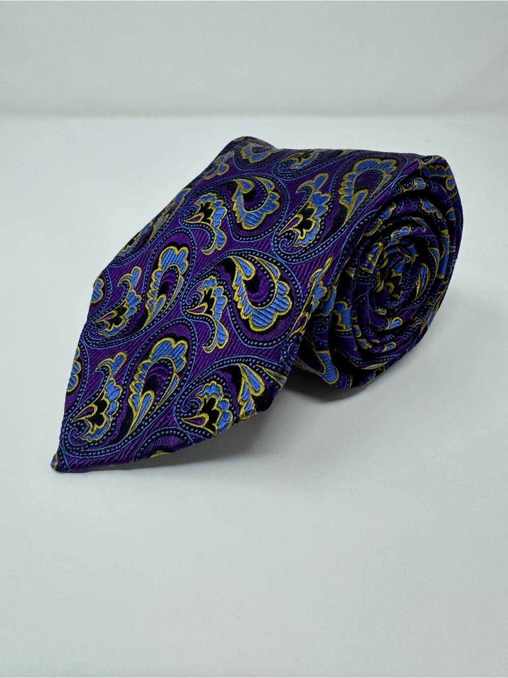 Robert Talbott Seven Fold #8/40 Limited Edition Paisley Silk Tie